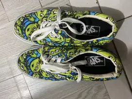 Sepatu vans gambar