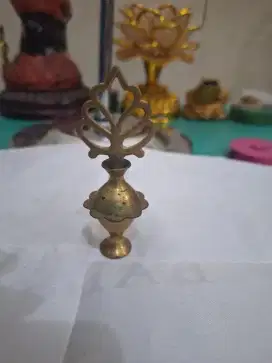 Besi kuningan 
Tempat alis mata 
Limited edition 
Barang terawat 
Pema