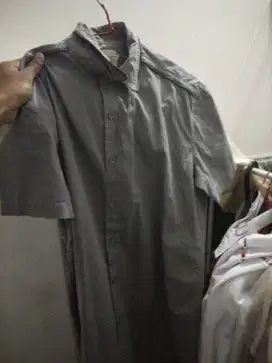 Kameja casual lengan pendek
