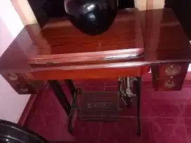 JUAL!!!  Mesin Jahit Vintage