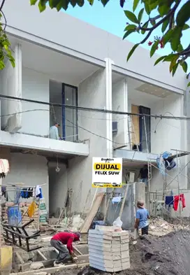 Jual Rumah Baru 2 lt @ Sutorejo Tengah