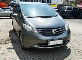 MULUS SEKALI Honda Freed 2012 AT Bensin