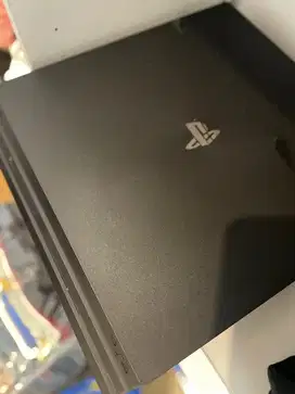 PLAYSTATION 4 (BONUS FC24)