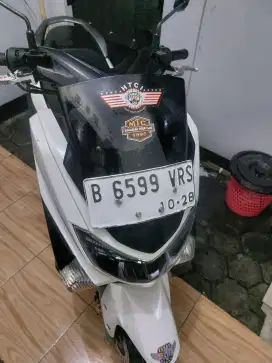 Nmax 2018 tinggal gas .