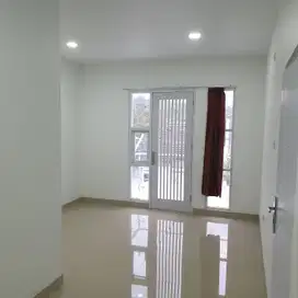 Rumah/Villa 2 Lantai murah di Green City Resort Sindanglaya Bandung