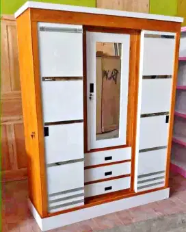 Lemari pakaian minimalis modern