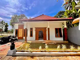 RUMAH ETNIK AKSES MUDAH DI JALAN BOROBUDUR SALAMAN