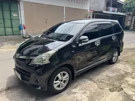 Avanza Veloz 2012 Hitam metalik