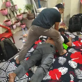 Pijat keluarga sehat kusus di tempat