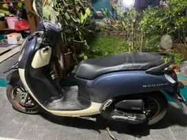 DIJUAL HONDA SCOOPY TAHUN 2022