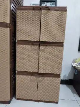 Lemari plastik 3 susun