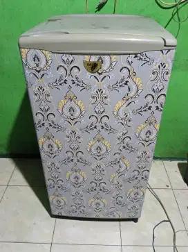 Kulkas Sanyo 1 pintu normal