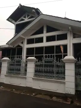 Rumah 2 Lantai Samping Ramayana Square