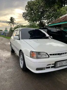 Starlet kapsul 1.300 th 1990