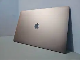 MacBook Pro 16 Inch Core i9 1TB SSD + 16GB RAM Dual VGA Spek Monster