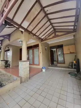 Dijual Segera Rumah Asri 2 Lantai Di Maleo Bintaro Jaya SC15711