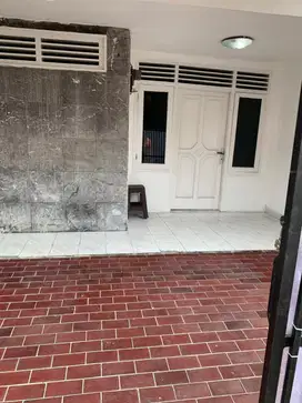 Rumah Murah Jl Swadaya Cempedak Jatinegara Jakarta Timur