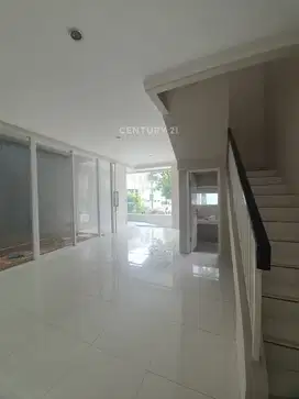 Disewakan Rumah Modern Siap Huni Di Discovery Bintaro GB16150