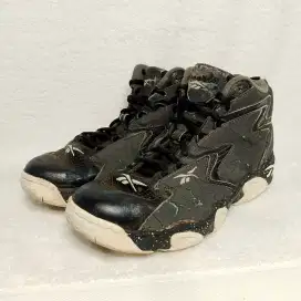 Sepatu Sneakers Reebok Mobius OG MU Unisex Original Bekas