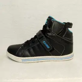 Sepatu Sekolah Anak Hitam Sneakers Kasogi Sepatu Casual Kasual Pria
