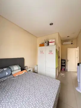 Dijual Rumah Golf Lake Rapi Siap Huni di Cengkareng