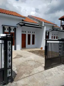 Dijual rumah 200 jt-an (Tinggal 1 unit)