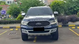 [ LOW KM ] Ford Everest Trend 4x2 AT Facelift Biru Pemakaian 2023 NIK
