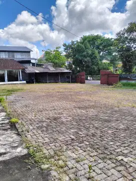 Di kontrakan tanah ubud center buat segala bisnis