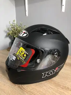 Dijual Ga Jadi Pakai KYT R10 Hitam Doff