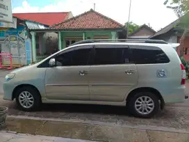 Toyota Kijang Innova 2012 Diesel