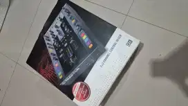 Mixer DJ Traktor Kontrol Z2