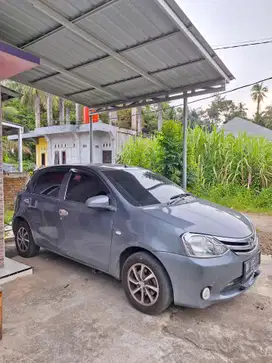 Toyota Etios Valco 2016 Bensin