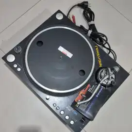 Set 2 Turntable Stanton ST150 + Mixer Traktor Kontrol Z2