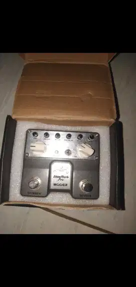 Efek gitar mooer shimmer dan reverb mantap like new