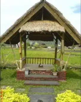 Gazebo bambu terbuka
