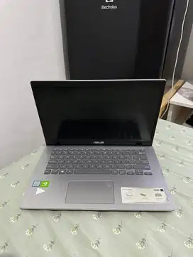 Laptopppp asus vivobook x409fj.300