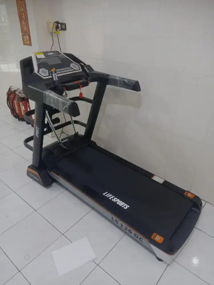 Free ongkir Treadmill Elektrik 3 Fungsi LS126 DC