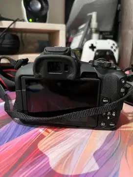 Canon Eos R50 Bonus Battery