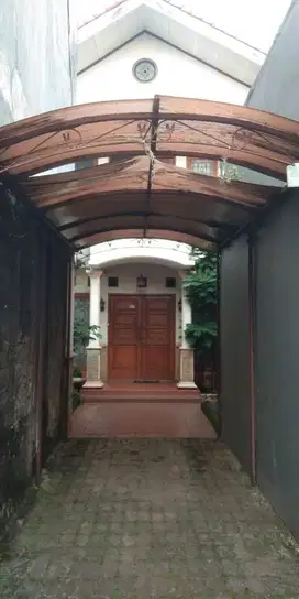 Di Jual Cepat Rumah Luas Dan Murah Di Kelapa Dua Kebon Jeruk Jakbar