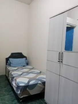 Kos Mahasiswi / Karyawati Kamar Mandi Dalam
