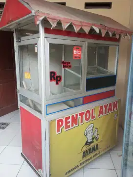 Di jual etalase roda