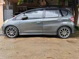 Honda Jazz 2011 Bensin
