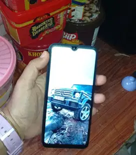 Vivo y20s G ram 4/128.