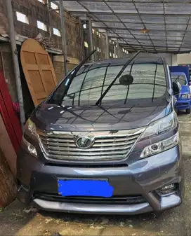Toyota Velfire Tahun 2010