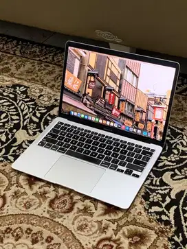 MacBook Air 2020 M1 8/256