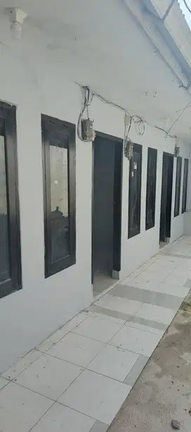 Dikontrakan rumah bangunan baru lokasi startegis dekat dengan AEON mal