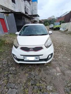 Dijual Mobil Bekas Kia Picanto SE 1.2 A/T Tahun 2014
