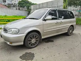 Kia Carnival 2000 Bensin