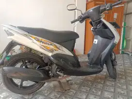 Dijual motor Yamaha Mio barang simpanan pakai sendiri masih original