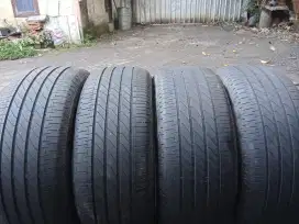 BAN BRIDGESTONE 235/50R18